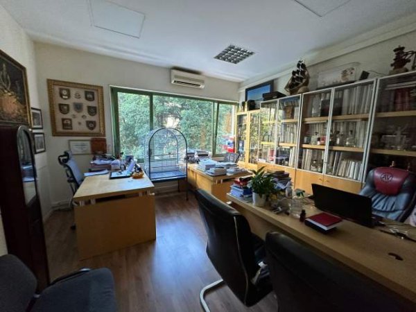 Tirane, jepet me qera zyre Kati 2, 200 m² 4.000 Euro (Ibrahim Rugova)