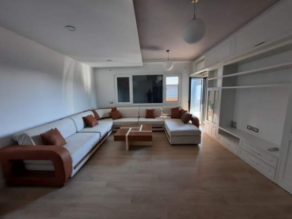 Durres, shitet apartament 2+1+BLK Kati 5, 100 m² 105.000 Euro (lagjja 17 mbrapa galaktikut)