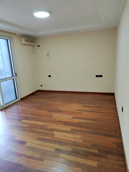 Tirane, shitet apartament 2+1+BLK Kati 4, 110 m² 245.000 Euro (Bllok)