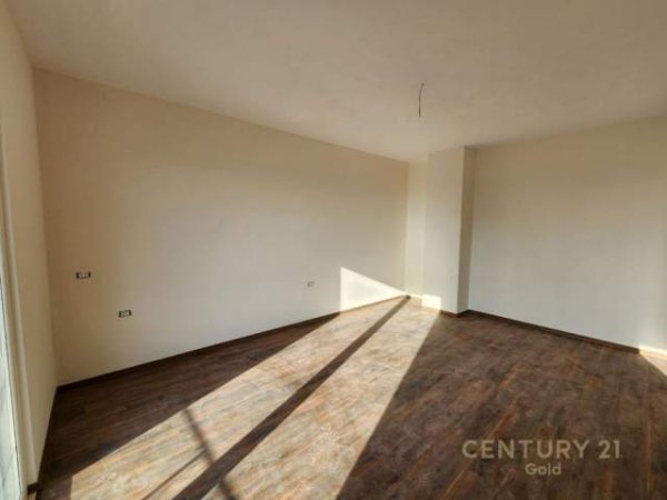 Tirane, shitet Penthouse 2+1+BLK Kati 11, 107 m² 134.000 Euro (rruga e dibres)