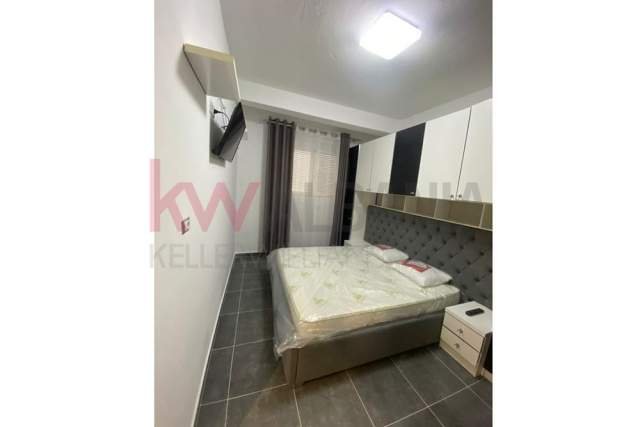 Tirane, jepet me qera Vile 2+1+BLK Kati 1, 85 m² 650 Euro (21 Dhjetori)