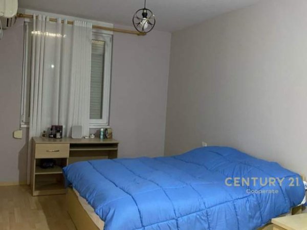 Tirane, shitet apartament 2+1 103 m² 196.000 Euro (kompleksi kontakt)