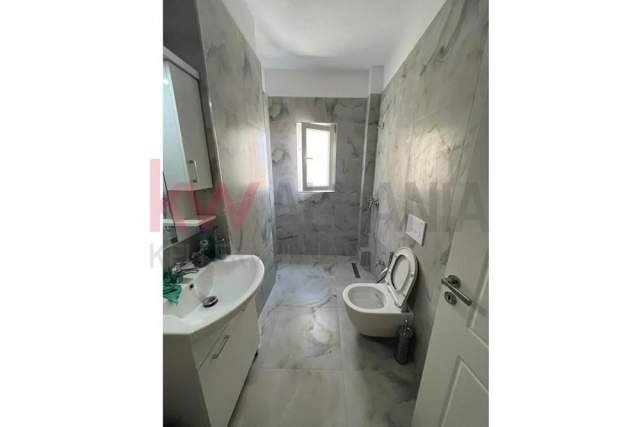 Tirane, shitet apartament 2+1 Kati 8, 107 m² 125.000 Euro (Rruga Don Bosko)