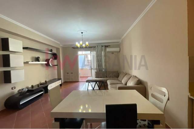 Tirane, shitet apartament 2+1+BLK Kati 4, 100 m² 180.000 Euro (Rruga Medar Shtylla)