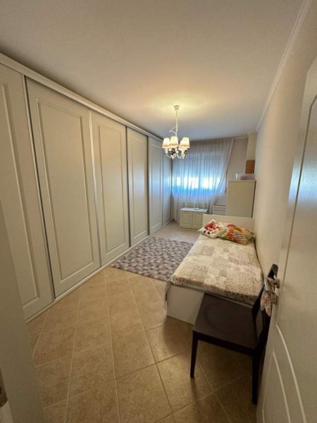 Tirane, jepet me qera apartament 2+1+BLK Kati 7, 122 m² 750 Euro (KOMPLEKSI KIKA 1)