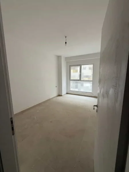 Tirane, jepet me qera zyre Kati 1, 120 m² 1.260 € (Rruga Dritan Hoxha)