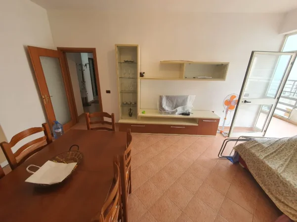 Durres, shitet apartament 2+1+Ballkon Kati 5, 92 m² 125.000 € (rruga pavarsia)