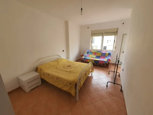 Durres, shitet apartament 2+1+Ballkon Kati 5, 92 m² 125.000 € (rruga pavarsia)