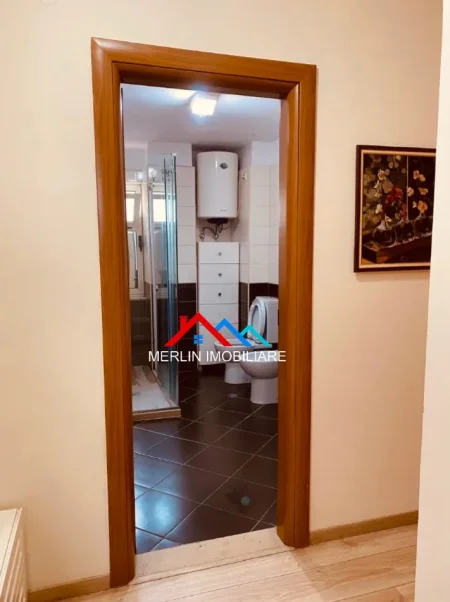 Tirane, jepet me qera apartament 2+1+Ballkon Kati 1, 120 m² 750 € (BULEVARDI ZHAN DARK,BRRYLI)