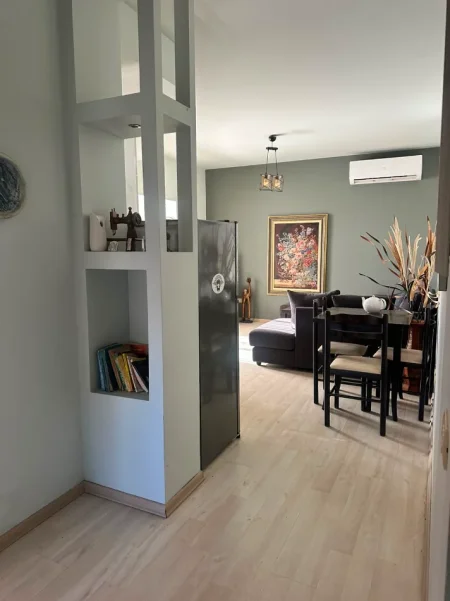 Tirane, jepet me qera apartament 1+1 Kati 6, 60 m² 500 € 