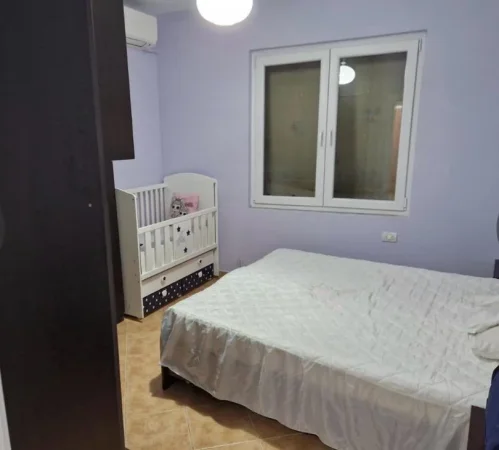Tirane, jepet me qera 3+1+Ballkon Kati 4, 116 m² 800 € 