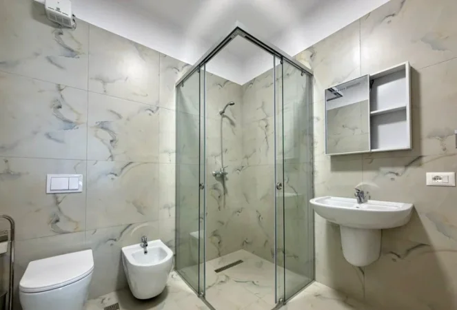 jepet me qera apartament 2+1 Kati 3, 117 m² 1.000 €