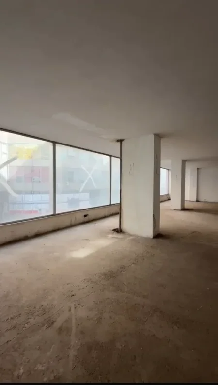 Tirane, shitet ambjent biznesi Kati 1, 570 m² 684.000 € 