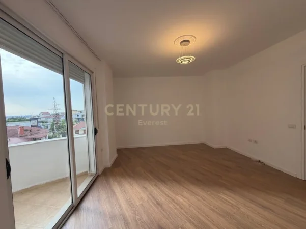 Tirane, shitet apartament 2+1+Ballkon Kati 3, 113 m² 150.000 € 