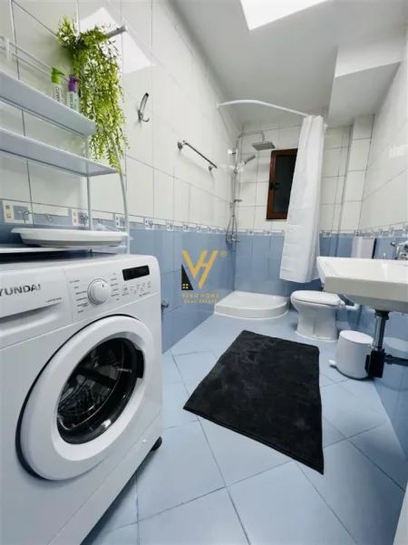 Tirane, shitet apartament 1+1+Ballkon Kati 4, 65 m² 206.000 € (STADIUMI DINAMO)