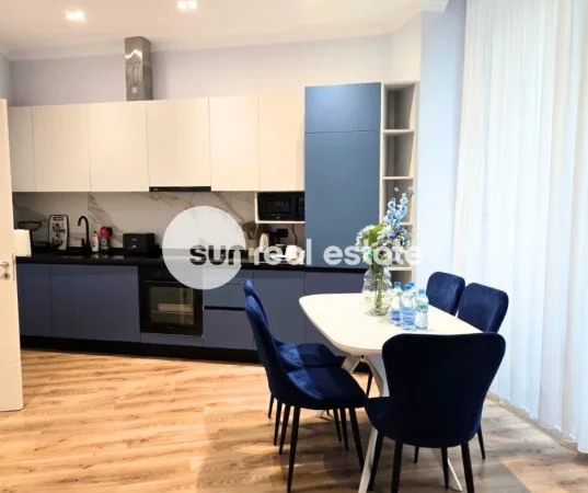 Shkoder, jepet me qera apartament 2+1+Ballkon Kati 1, 91 m² (RUS KATOLIK)
