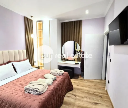 Shkoder, jepet me qera apartament 2+1+Ballkon Kati 1, 91 m² (RUS KATOLIK)