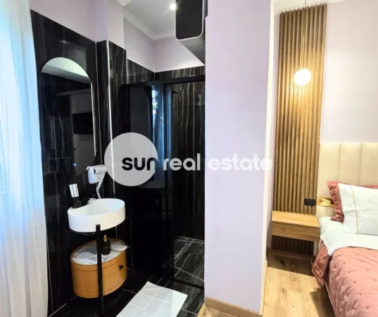 Shkoder, jepet me qera apartament 2+1+Ballkon Kati 1, 91 m² (RUS KATOLIK)