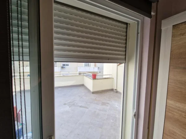 Tirane, shes apartament+verande | Penthouse 2+1+Ballkon Kati 4, 140 m² 1 € (Dalip Topi)