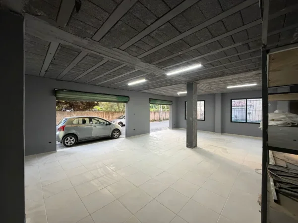 Jepet me qera ambjent biznesi Kati 0, 95 m² 750 € (Rruga Turhan Pashe Permeti, Laprake)