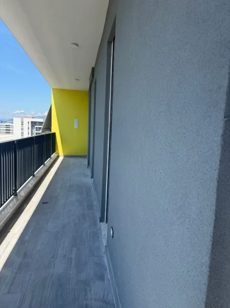 Tirane, shitet apartament 2+1+Ballkon Kati 8, 109 m² 130.800 € (Univers City)
