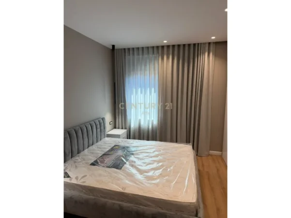Tirane, shitet apartament 1+1+Ballkon Kati 5, 59 m² 130.000 € (xibraku)