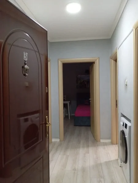 Tirane, jepet me qera apartament 2+1 Kati 2, 85 m² 500 € (Oxhaku)