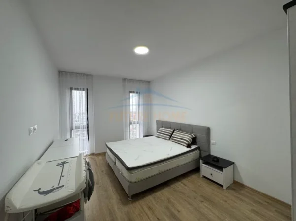 Tirane, jepet me qera apartament 1+1+Ballkon Kati 11, 63 m² 600 € (Farmacia 10)