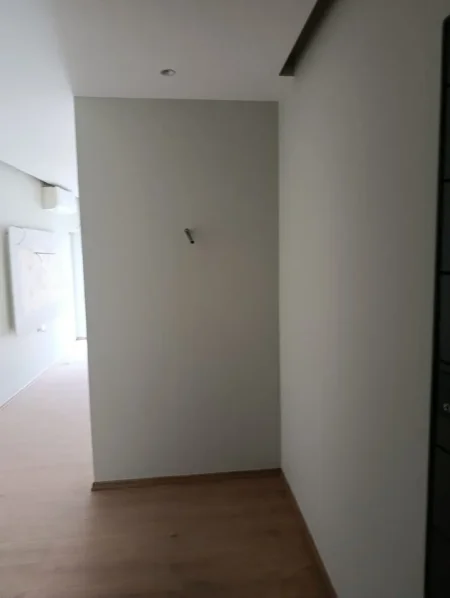 Tirane, jepet me qera apartament 1+1 Kati 6, 74 m² 145.000 € (Rruga 5 Maji)