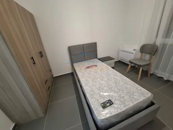 Tirane, jepet me qera apartament 2+1 Kati 2, 85 m² 500 € (5 Maj)