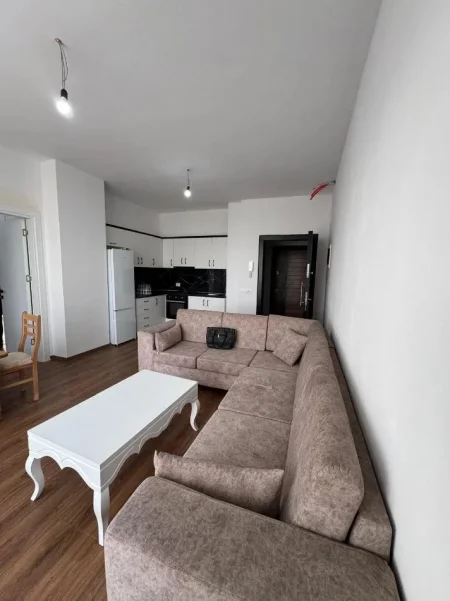 Tirane, jepet me qera apartament 2+1 Kati 5, 75 m² 550 € (Kamëz)
