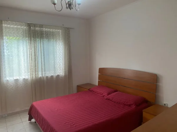 Tirane, jepet me qera apartament 1+1 Kati 3, 58 m² 350 € (rruga Gaqo Tashko Tirane.)