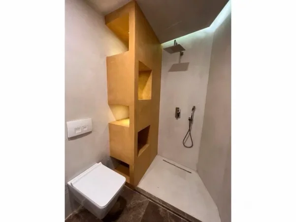 Tirane, jepet me qera apartament 2+1+Ballkon Kati 11, 92 m² 800 € (21 Dhjetori, Kompleksi Magnet)