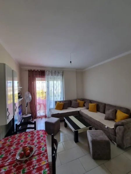 Tirane, jepet me qera apartament 2+1 Kati 3, 90 m² 600 € (Vlora)