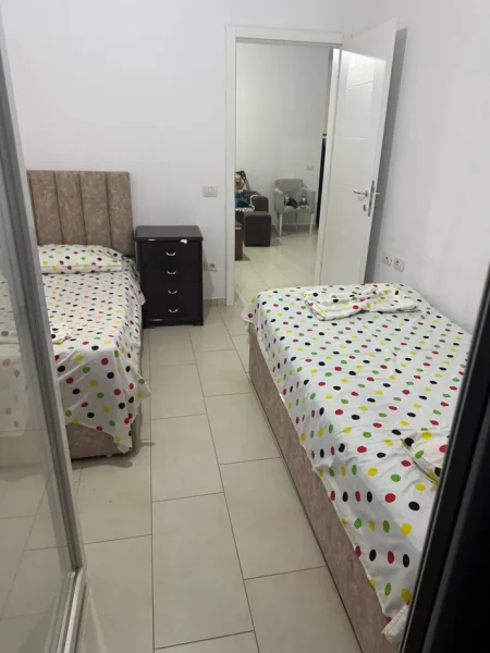Tirane, jepet me qera apartament 2+1 Kati 3, 90 m² 600 € (Vlora)