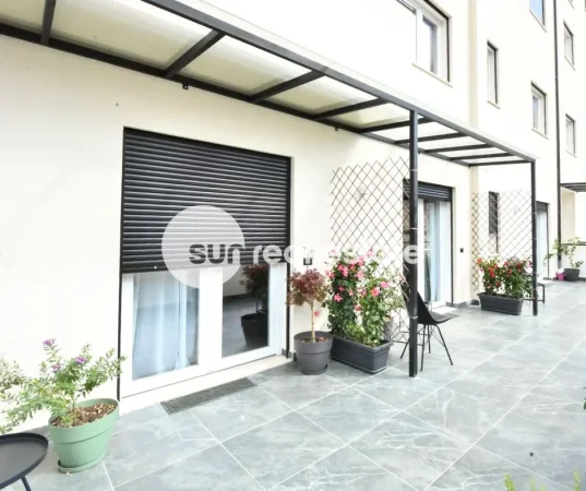 Shkoder, jepet me qera garsonier 1+1 Kati 1, 45 m² (PARRUCE)