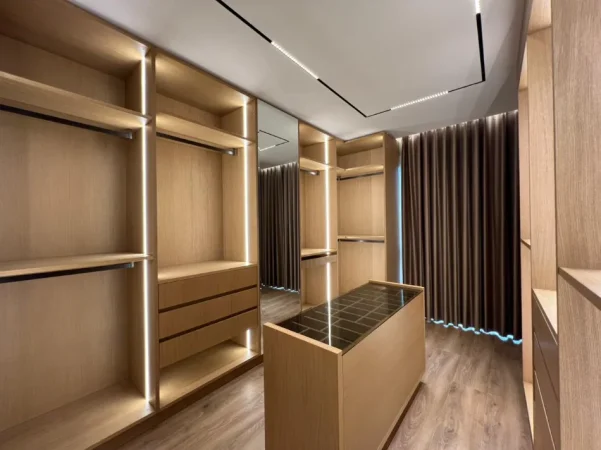 Tirane, jepet me qera Vile , 360 m² 5.000 € (TEG – Tirana East Gate)