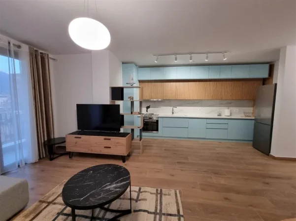 Tirane, jepet me qera apartament 2+1 Kati 8, 100 m² 800 € (KONGRESI I MANASTIRIT)