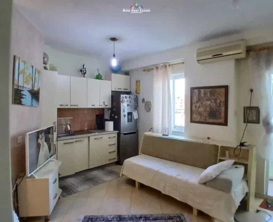 Tirane, jepet me qera apartament 1+1+Ballkon Kati 6, 61 m² 420 € (xhanfize keko)