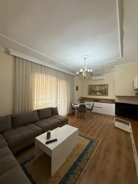 Tirane, jepet me qera apartament 2+1 Kati 4, 90 m² 1.200 € (Pazari i Ri.)