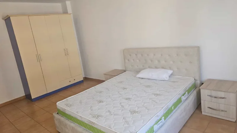 Tirane, jepet me qera apartament 2+1 Kati 8, 80 m² 580 € (21 Dhjetori)