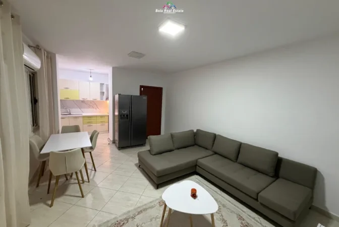 Tirane, jepet me qera apartament 2+1 Kati 7, 100 m² 720 € (jordan misja)