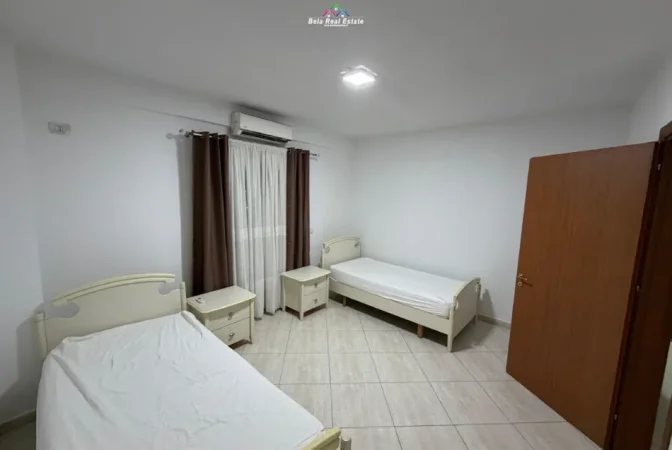 Tirane, jepet me qera apartament 2+1 Kati 7, 100 m² 720 € (jordan misja)