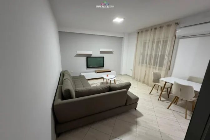 Tirane, jepet me qera apartament 2+1 Kati 7, 100 m² 720 € (jordan misja)