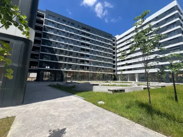 Tirane, shitet apartament 2+1+Ballkon Kati 3, 99 m² 185.000 € (Don Bosko)