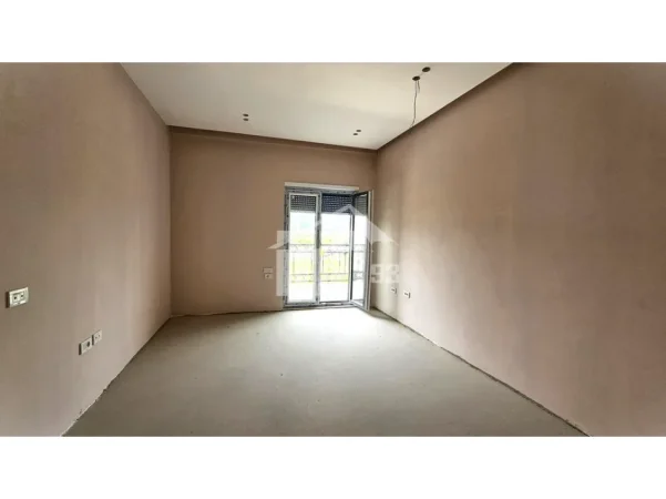 Tirane, shitet apartament 2+1 Kati 2, 126 m² 252.000 € (REZIDENCA “PORTA TIRANA E RE”)