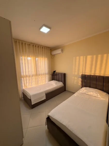 Tirane, jepet me qera apartament 2+1 Kati 5, 80 m² 750 € (MINE PEZA)