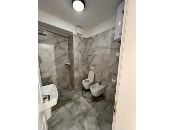 Tirane, shitet apartament 1+1 Kati 2, 71 m² 225.000 € (RRUGA E ELBASANIT)
