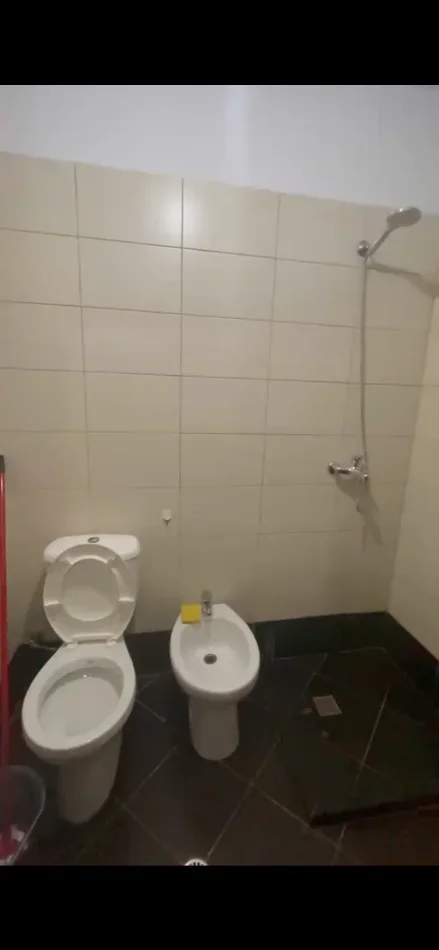 Tirane, jepet me qera apartament 2+1+Aneks Kati 9, 95 m² 449 € 