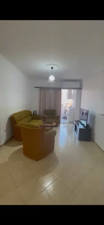 Tirane, jepet me qera apartament 2+1+Aneks Kati 9, 95 m² 449 € 